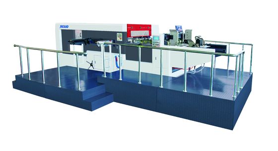 شراء 4500 ورقة / ساعة آلة قطع الورق الذاتية للورق حجم 580 × 500mm online manufacture