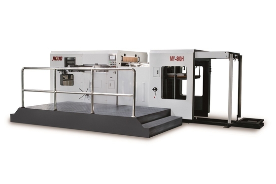 ± 0.25mm الدقة الآلية القطع المقطعة لـ 1660 × 1220mm الحجم القصير لقطع المقطعة